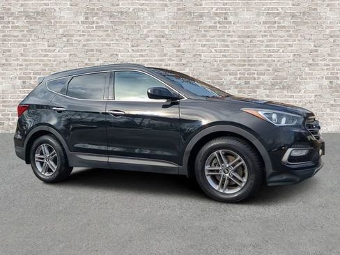 Used 2017 Hyundai Santa Fe Sport image 1