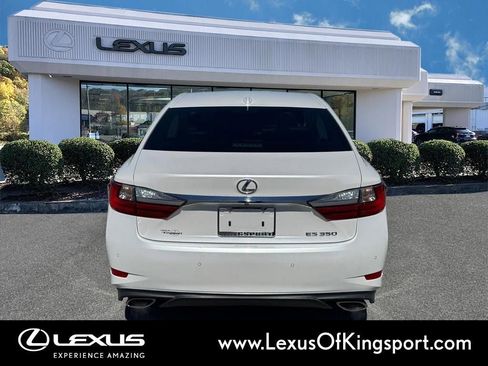 Used 2018 Lexus ES 350 w/ Luxury Package w/Wood Trim image 4