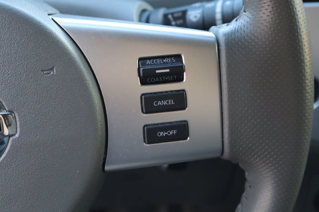Used 2018 Nissan Frontier SV w/ Value Truck Package RWD image 12