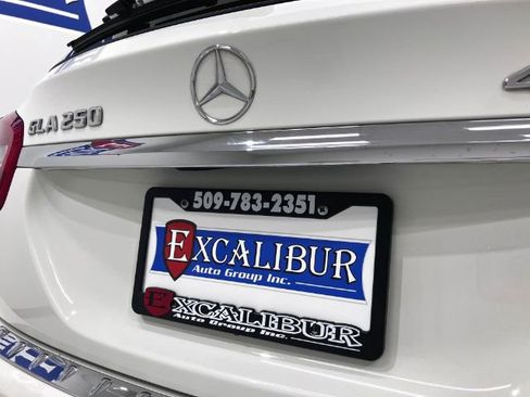 Used 2018 Mercedes-Benz GLA 250 4MATIC image 53