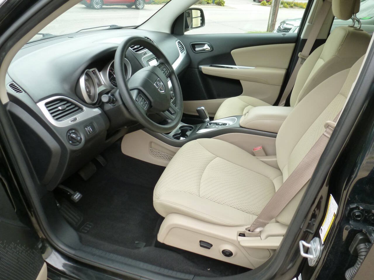 Used 2015 Dodge Journey SXT w/ Flexible Seating Group AWD/4WD image 9