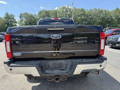 Used 2021 Ford F350 Lariat w/ Lariat Ultimate Package AWD/4WD image 9