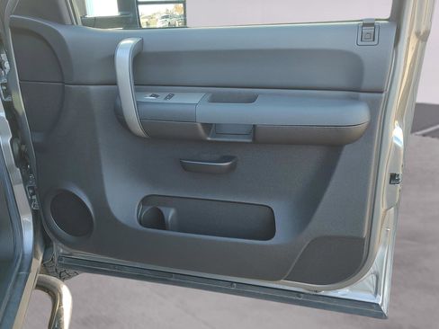 Used 2008 Chevrolet Silverado 2500 LT w/ 1LT Convenience Package image 17