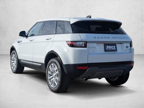 Used 2018 Land Rover Range Rover Evoque SE image 8