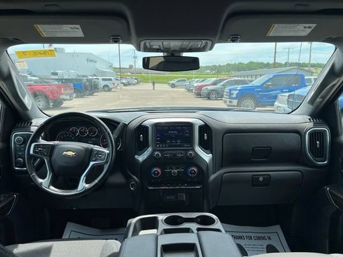 Used 2021 Chevrolet Silverado 1500 LT AWD/4WD image 14