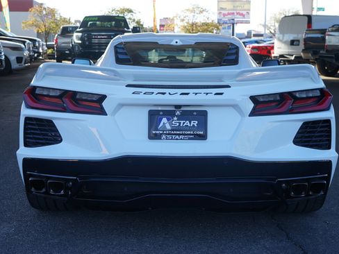 Used 2021 Chevrolet Corvette Stingray Preferred Cpe w/ Z51 Performance Package image 4