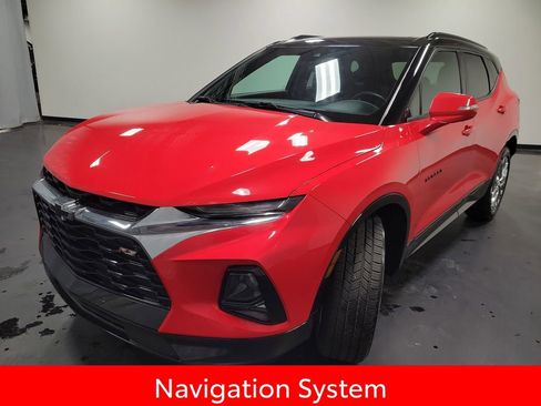 Used 2022 Chevrolet Blazer RS w/ Enhanced Convenience Package image 4