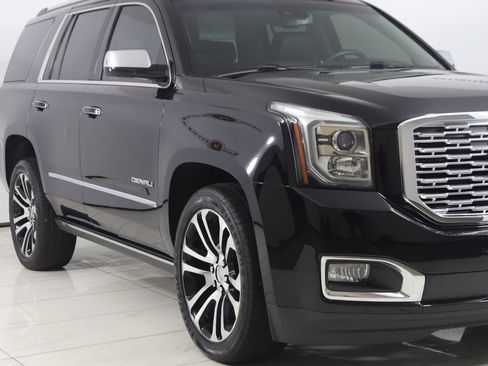 Used 2018 GMC Yukon Denali w/ Denali Ultimate Package AWD/4WD image 41