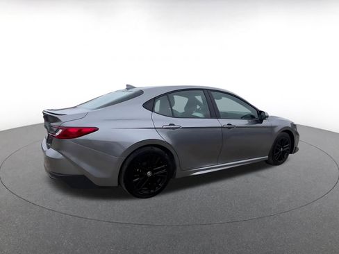 Used 2025 Toyota Camry SE image 15