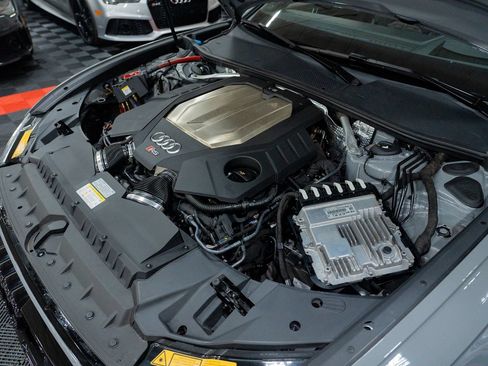 Used 2022 Audi RS 6 w/ Carbon Optic Package AWD/4WD image 57