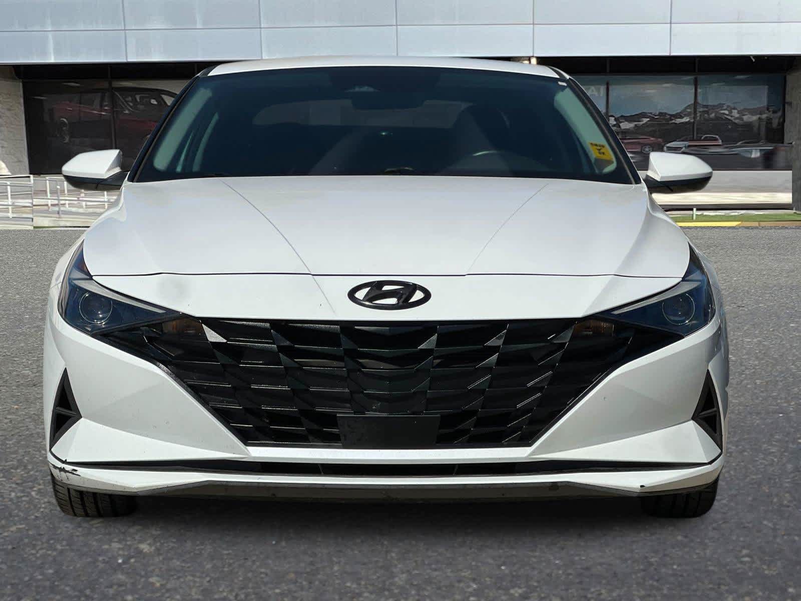 Used 2023 Hyundai Elantra SEL w/ Convenience Package FWD image 11