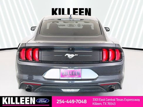 Used 2022 Ford Mustang Coupe image 7