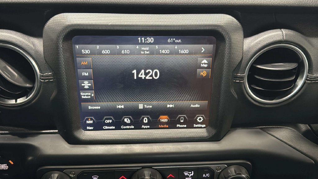 Used 2021 Jeep Wrangler Unlimited Sahara w/ Uconnect 4C Nav & Sound Group AWD/4WD image 28