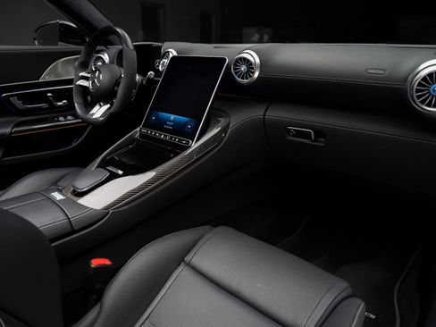 Used 2022 Mercedes-Benz SL 63 AMG 4MATIC image 64