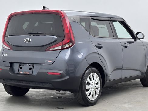 Used 2020 Kia Soul LX FWD image 7