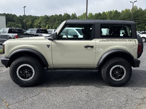 Used 2025 Ford Bronco 2-Door w/ Sasquatch Package AWD/4WD image 4