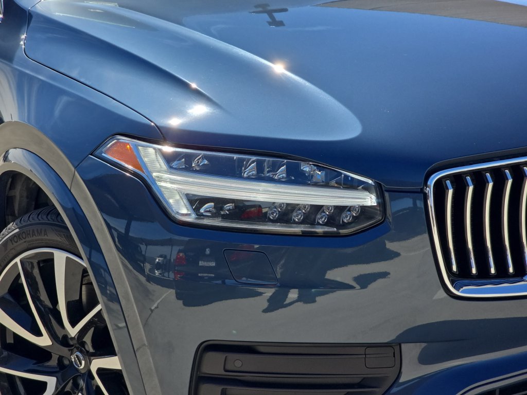 Used 2022 Volvo XC90 T6 Momentum AWD/4WD image 36