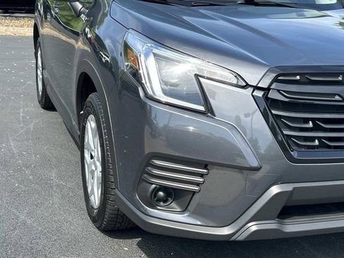 Used 2023 Subaru Forester AWD/4WD image 10