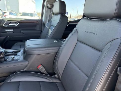 New 2026 GMC Sierra 1500 Denali image 17