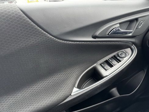 Used 2018 Chevrolet Malibu LT image 27