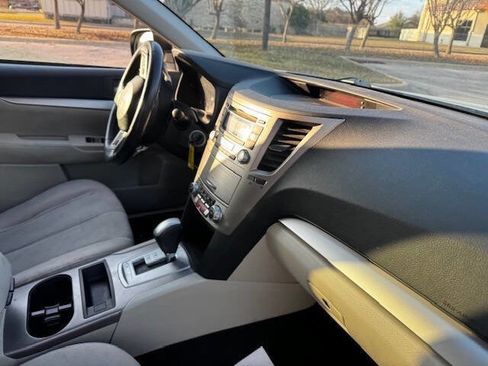 Used 2013 Subaru Outback 2.5i Premium image 27