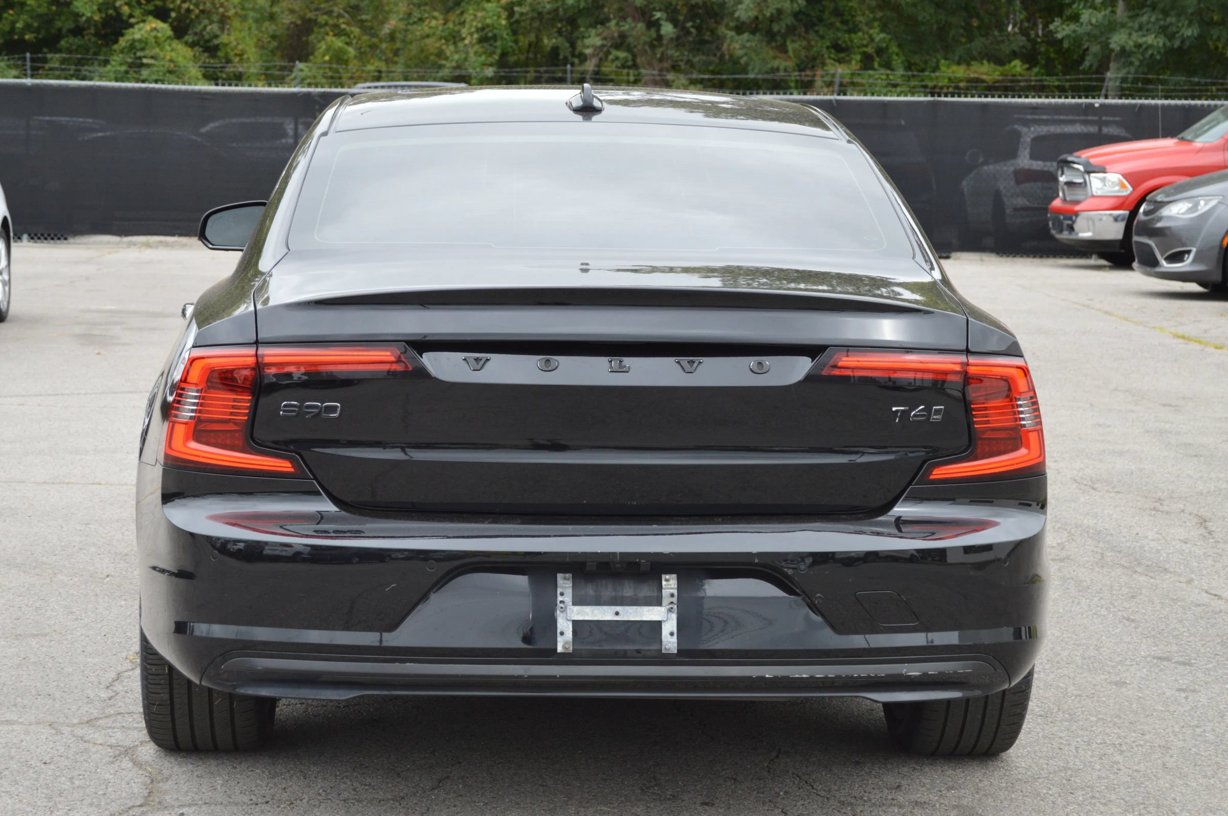 Used 2021 Volvo S90 T6 Inscription w/ Protection Package Premier AWD/4WD image 5