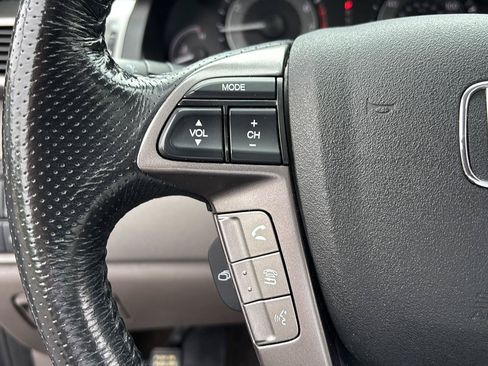 Used 2015 Honda Odyssey Touring Elite image 27