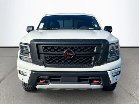 Used 2023 Nissan Titan PRO-4X w/ Pro-4x Convenience Package AWD/4WD image 2