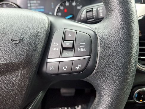 Used 2022 Ford Escape SE FWD image 18