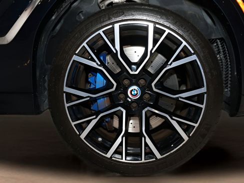 Used 2022 BMW X6 M w/ Executive Package image 44