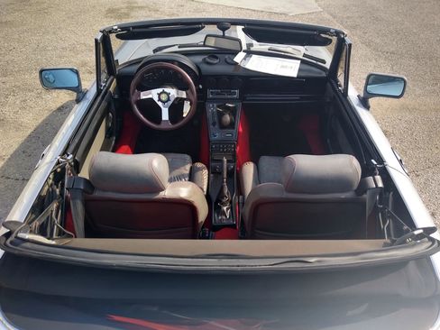 Used 1988 Alfa Romeo Spider Quadrifoglio image 26