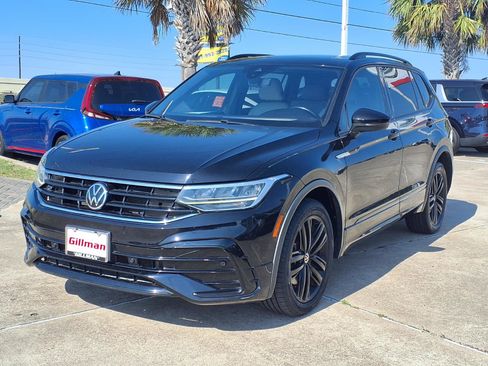 Used 2022 Volkswagen Tiguan SE R-Line image 5