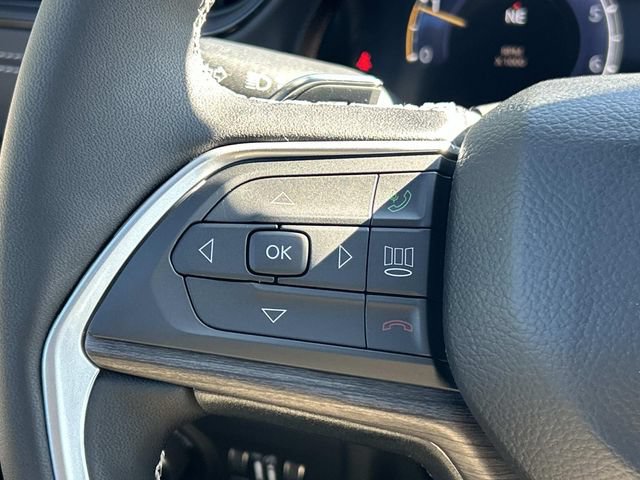 New 2026 Jeep Grand Cherokee Altitude AWD/4WD image 8