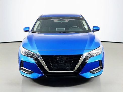 Used 2021 Nissan Sentra SV FWD image 2