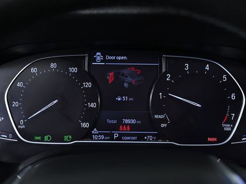 Used 2021 BMW 330i Sedan w/ Driving Assistance Package image 15