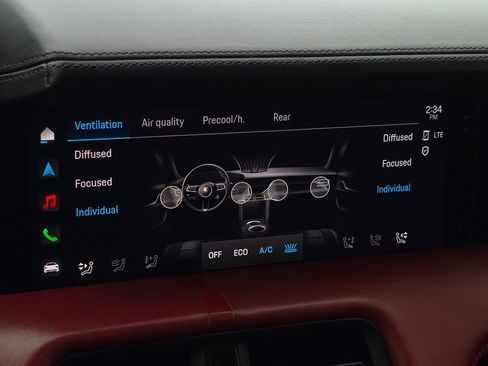 Used 2020 Porsche Taycan Turbo image 50