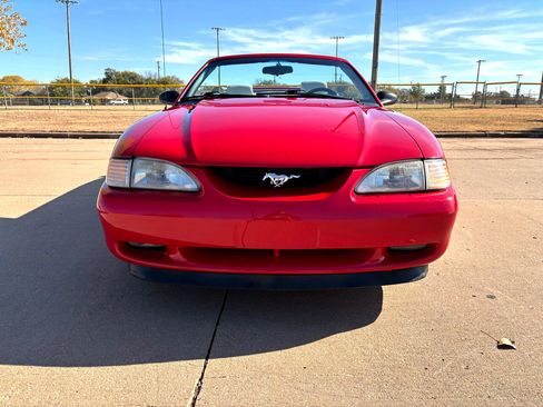 Used 1994 Ford Mustang GT image 4