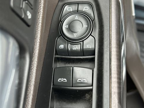 Used 2020 Chevrolet Silverado 2500 LTZ w/ LTZ Plus Package image 16