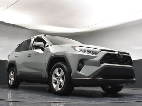 Used 2020 Toyota RAV4 XLE image 30
