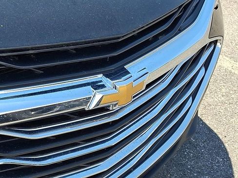 Used 2024 Chevrolet Malibu LT FWD image 9