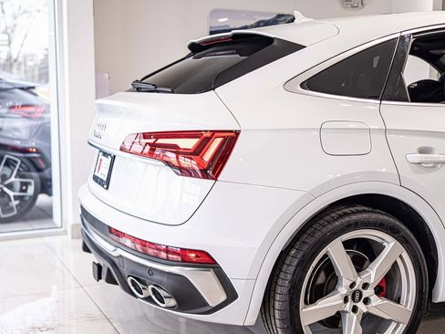 Used 2023 Audi SQ5 Premium Plus w/ Premium Plus Package image 12