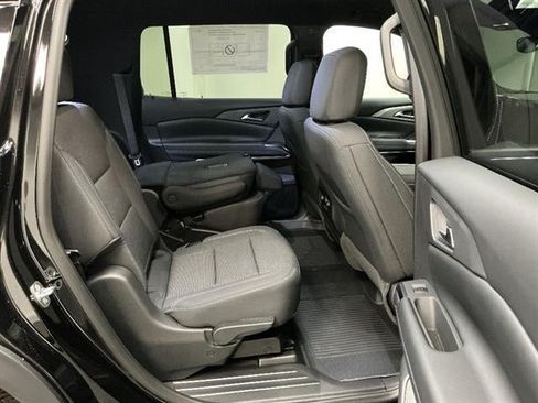 New 2026 Chevrolet Traverse LT w/ LPO, Floor Liner Package FWD image 29