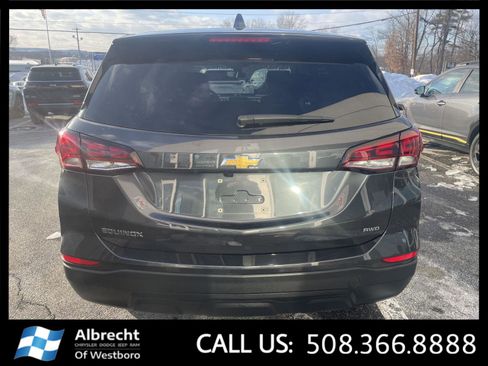 Used 2022 Chevrolet Equinox LS w/ LS Convenience Package image 4