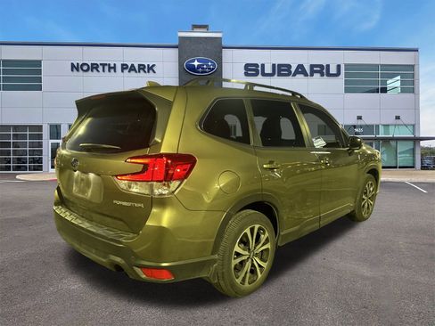 Certified 2023 Subaru Forester Limited image 3