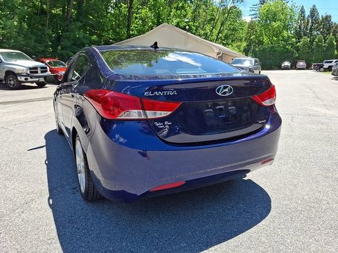 Used 2011 Hyundai Elantra Limited FWD image 9