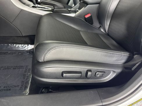 Used 2017 Honda Accord Sport image 14