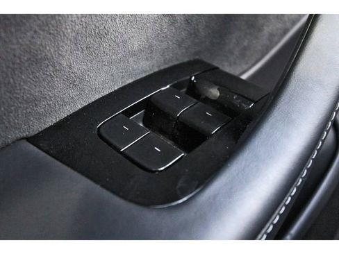 Used 2019 Tesla Model 3 Long Range RWD image 19