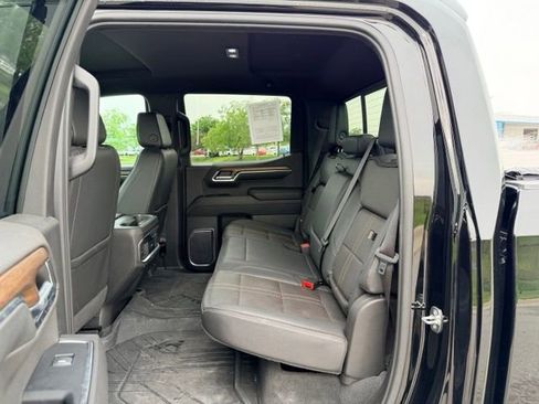 Used 2023 Chevrolet Silverado 1500 High Country w/ Technology Package AWD/4WD image 8