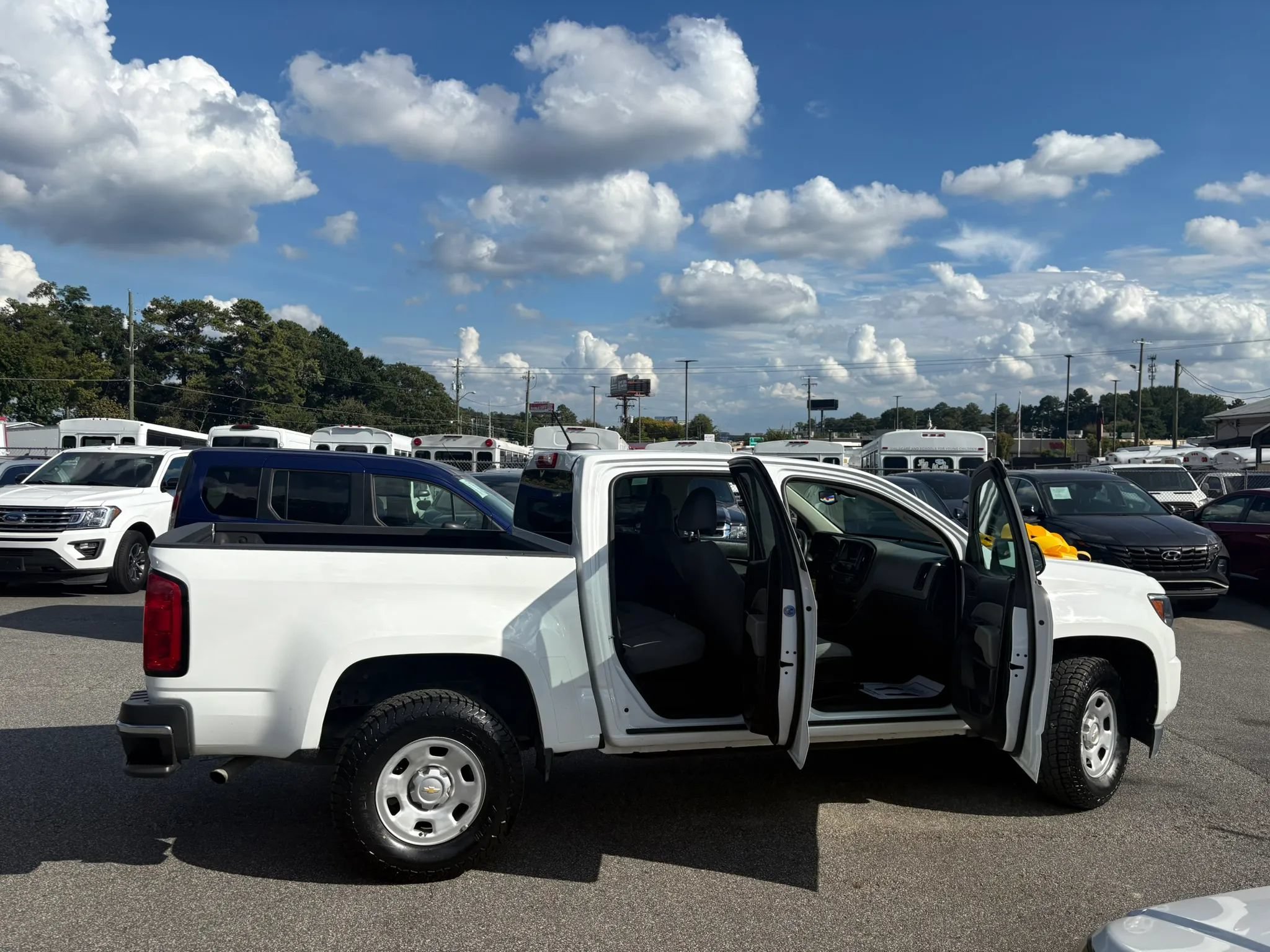 Used 2016 Chevrolet Colorado W/T w/ WT Convenience Package RWD image 29