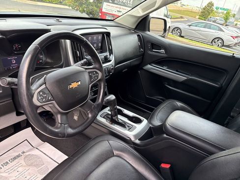 Used 2020 Chevrolet Colorado LT w/ Colorado RST Special Edition RWD image 10